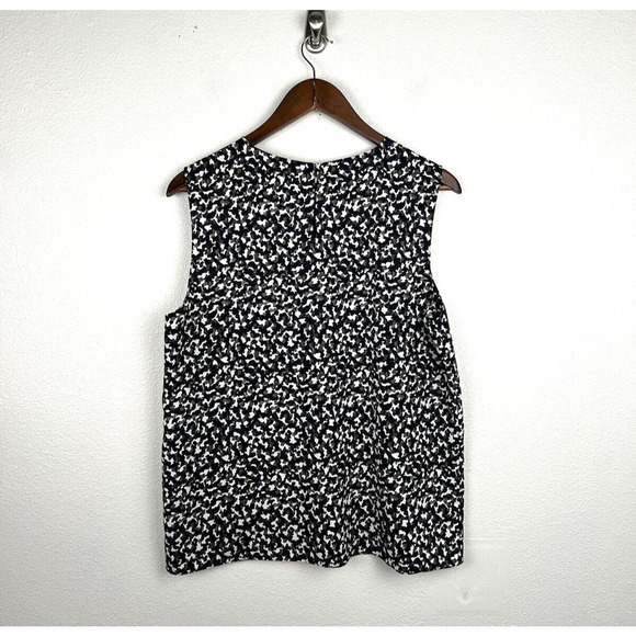 Theory Straight Shell Blouse Top Womens Size L Black White Painted Dot Office - Picture 2 of 6